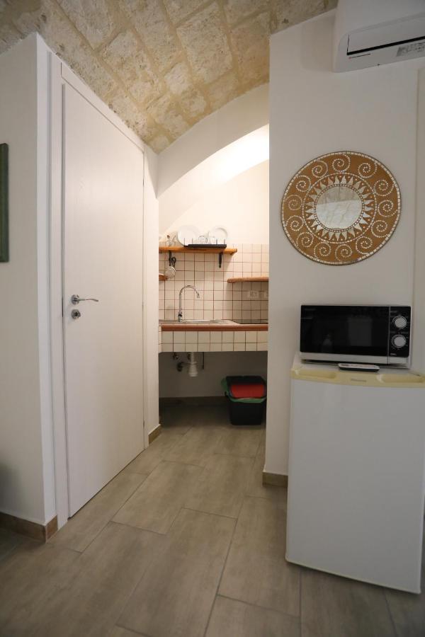 Ferienwohnung Due Passi Dal Borgo Antico 3 Bari Exterior foto